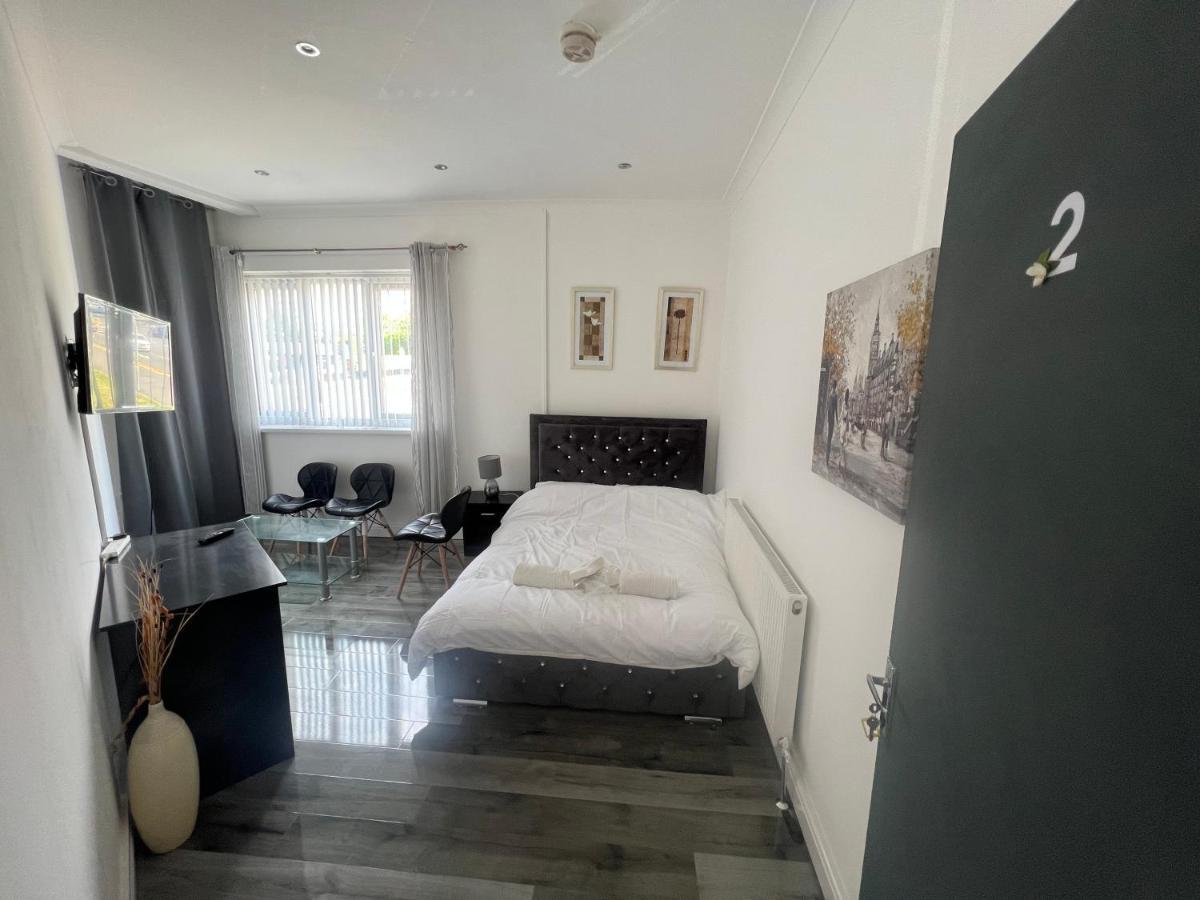 Zams Rooms Stoke-on-Trent ภายนอก รูปภาพ