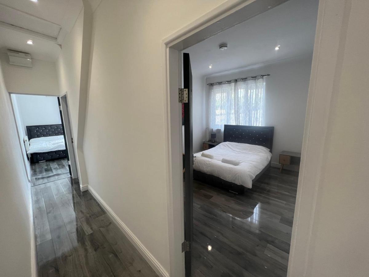Zams Rooms Stoke-on-Trent ภายนอก รูปภาพ